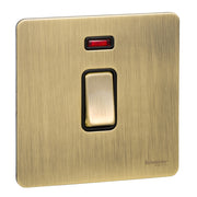 مفتاح Schneider Electric Ultimate بدون براغي مسطح - ثنائي القطب - 2 عصابة - نحاس عتيق - GU4421BAB